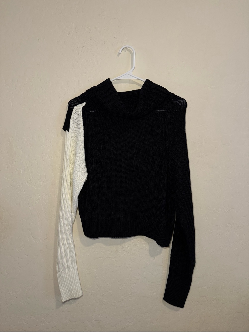 Fashion Nova Black & White Color Block Knit Sweater